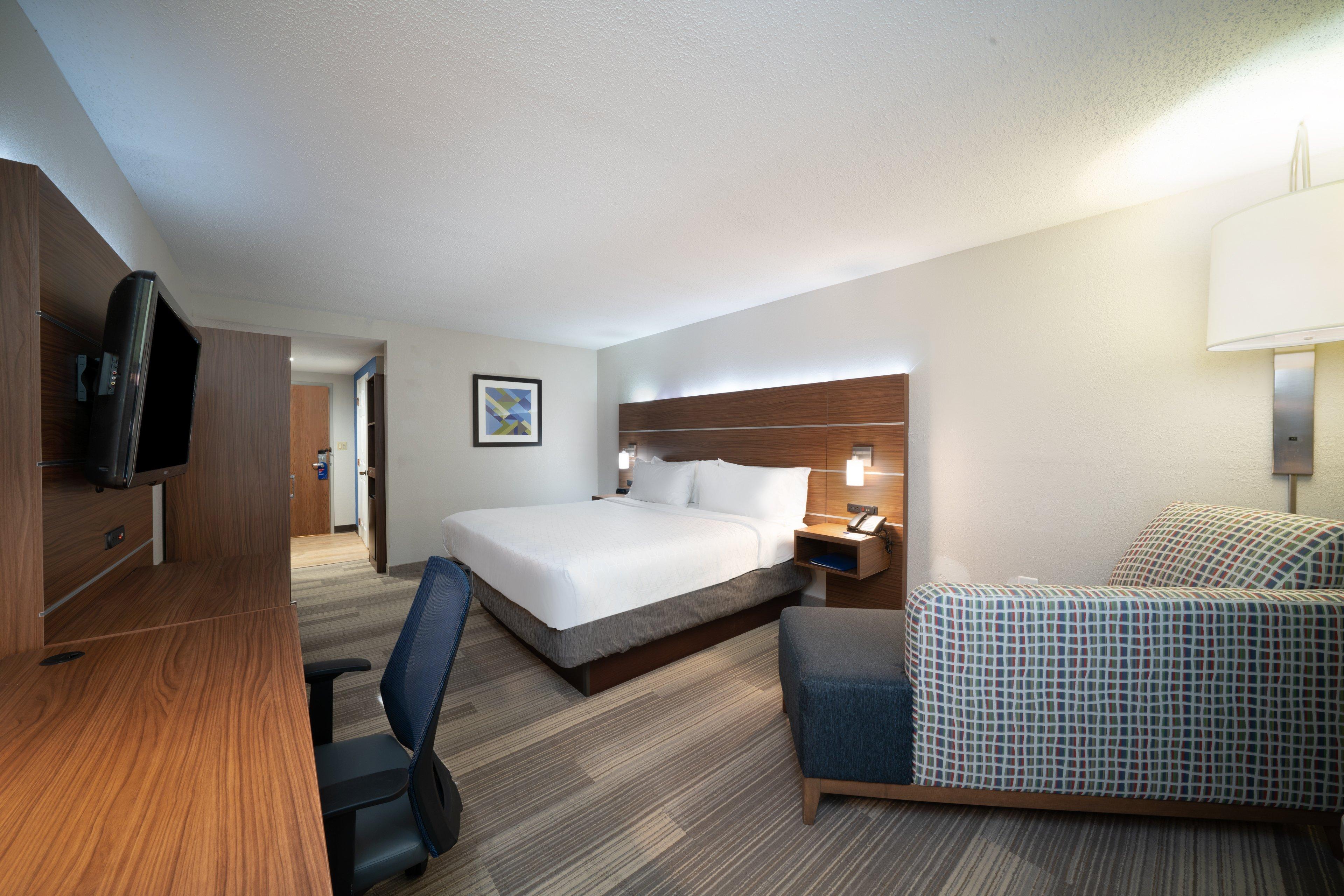 Holiday Inn Express Prince Frederick By Ihg Exterior photo