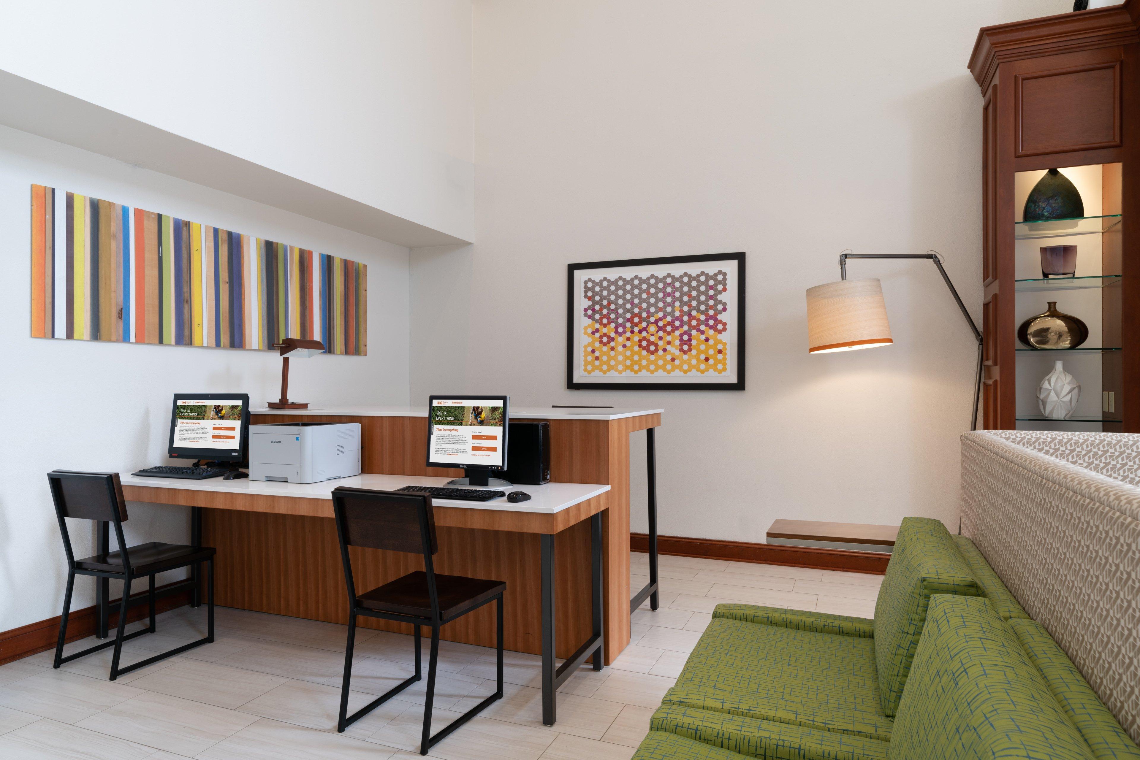 Holiday Inn Express Prince Frederick By Ihg Exterior photo