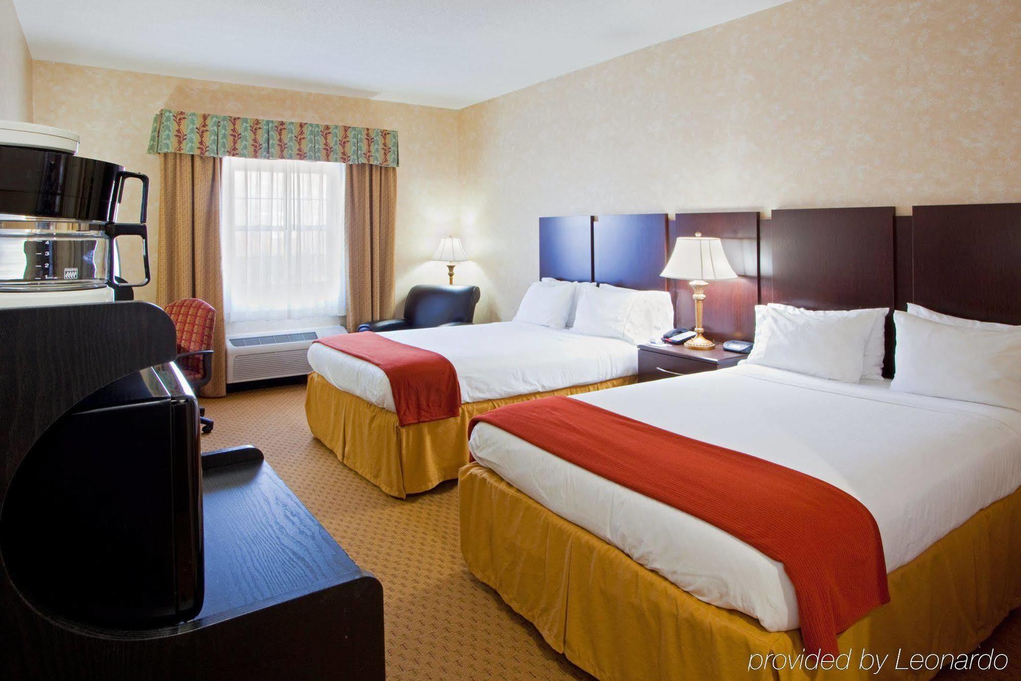 Holiday Inn Express Prince Frederick, An Ihg Hotel Room photo